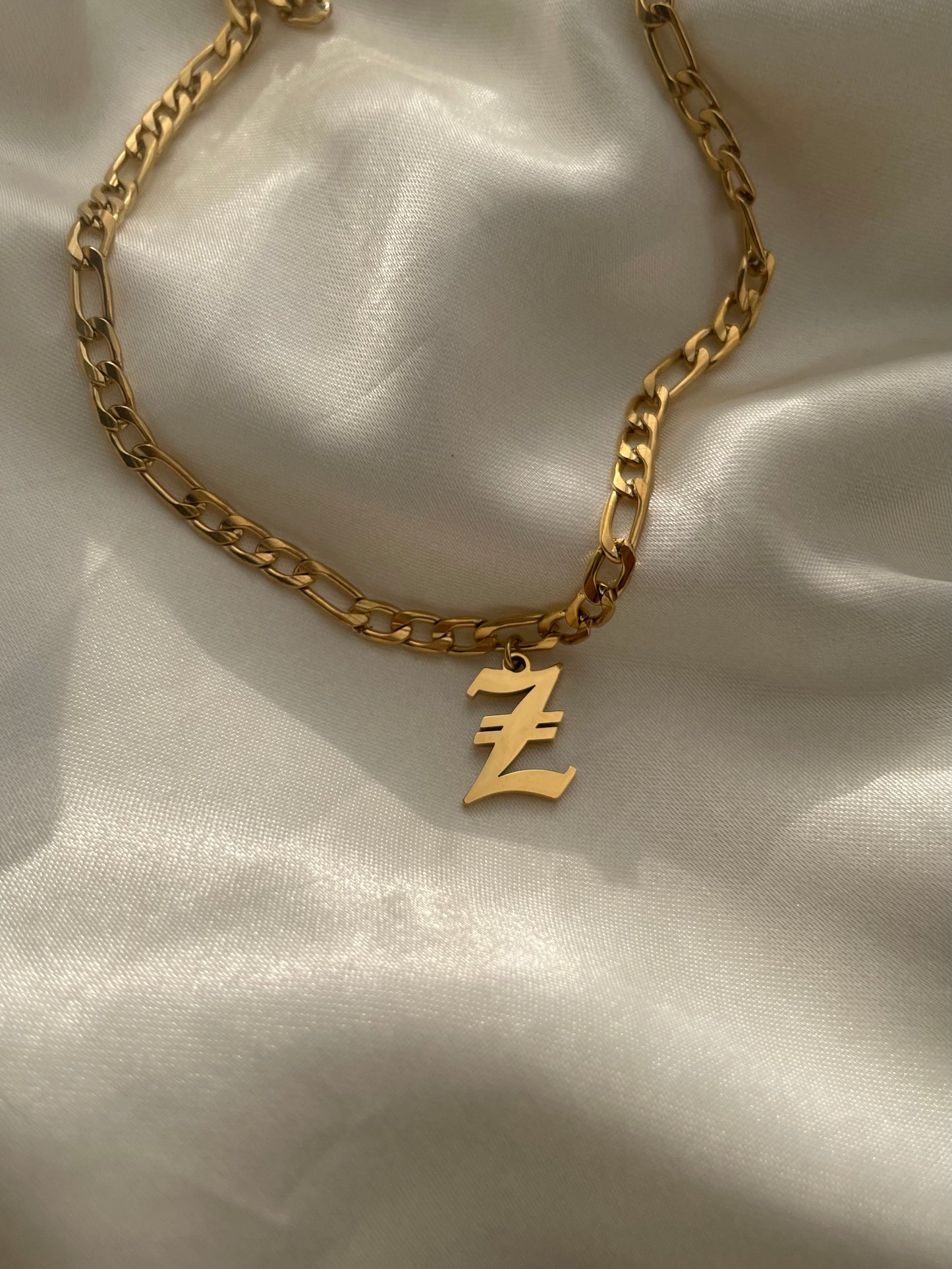Vintage OE English Necklace