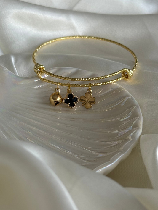 Aria Bracelet ~ Divine Clovers