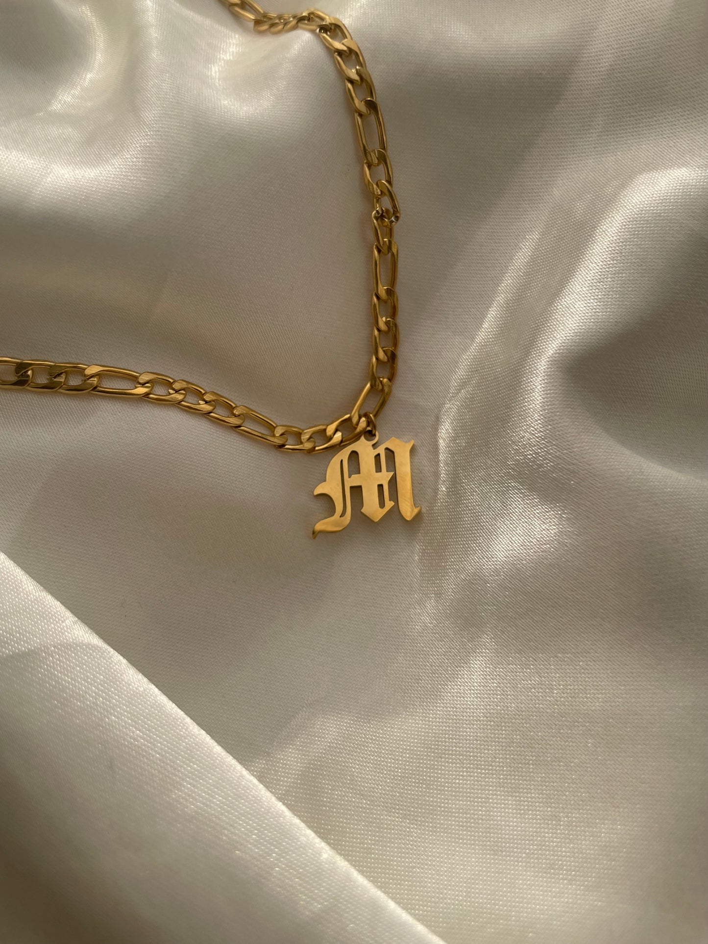 Vintage OE English Necklace