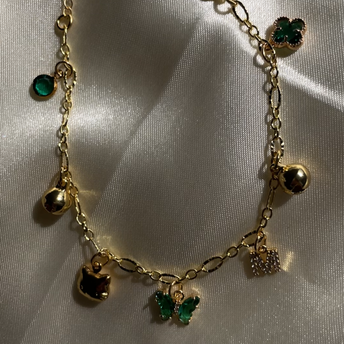 Create Your Own Charm Bell Bracelet (Chain)