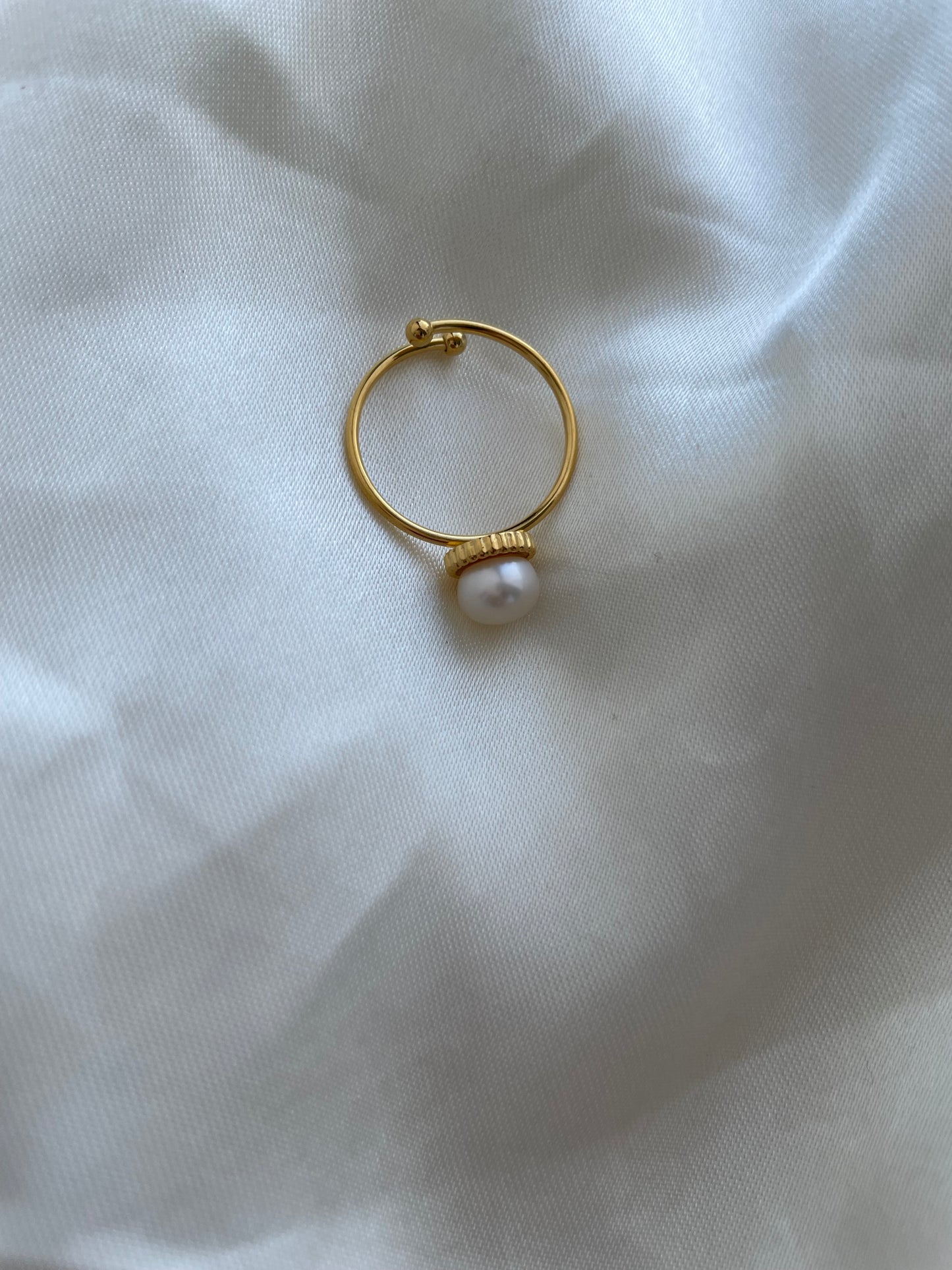 Pearl Ring