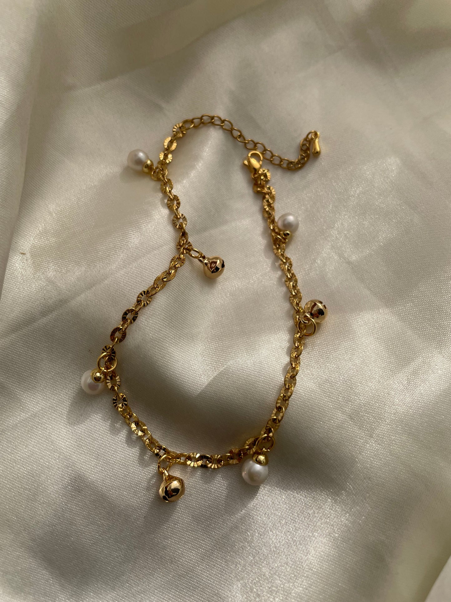 Pearl Drops Bell Anklet