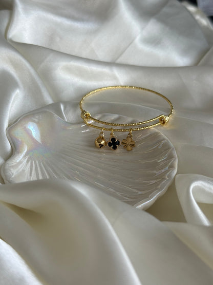 Aria Bracelet ~ Divine Clovers