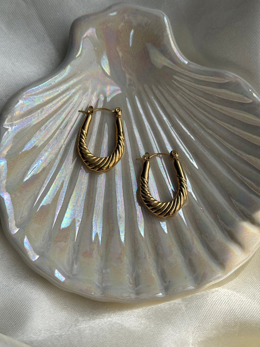 Twisted Oval Earrings