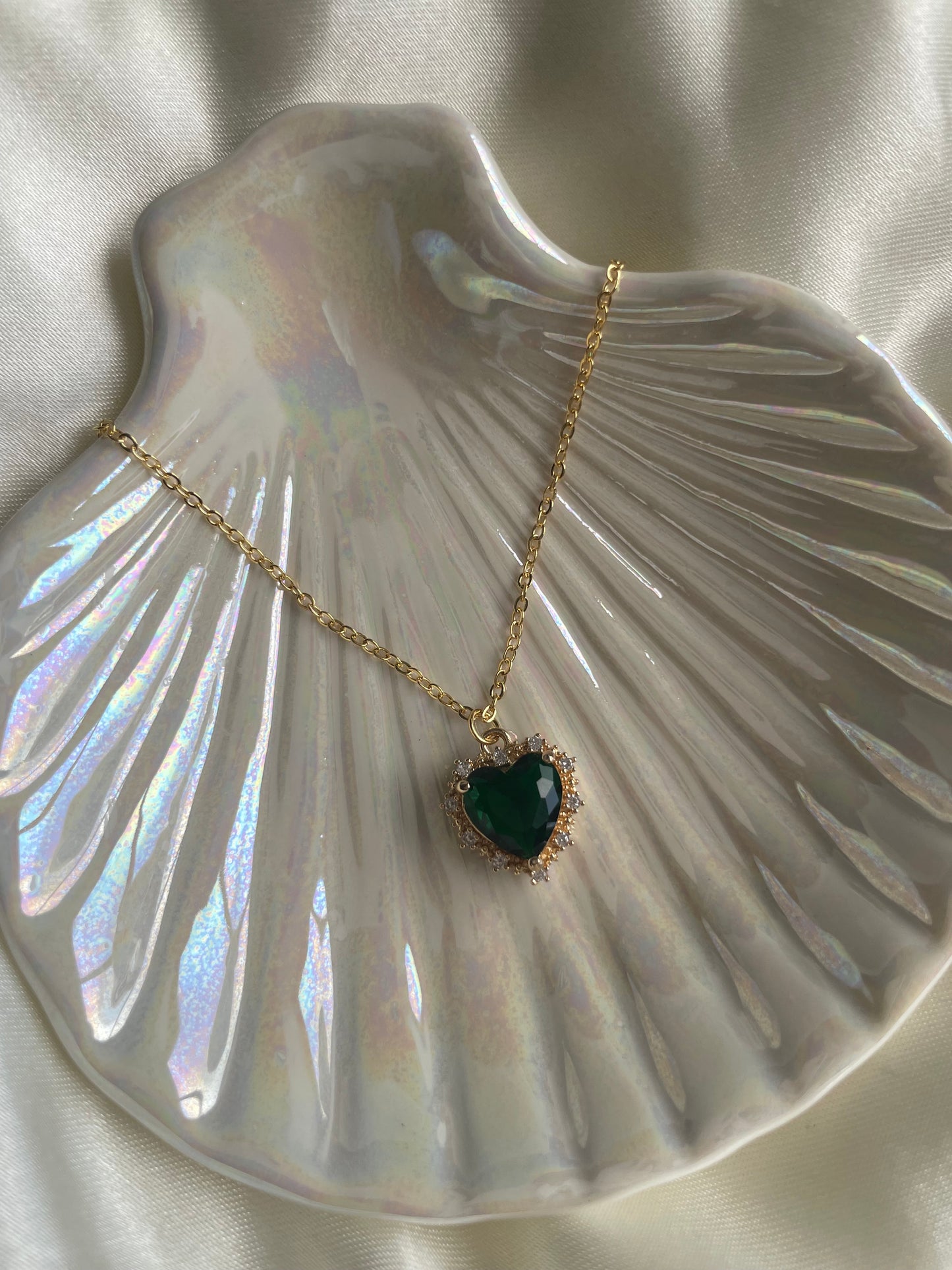 Emerald Passenger Princess Necklace