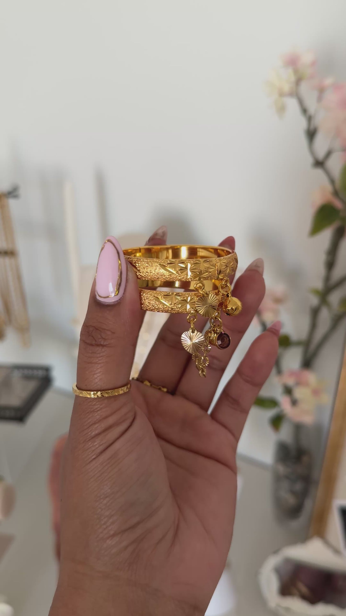 Toddler Amara Bangle Keepsake | Round Birthstone